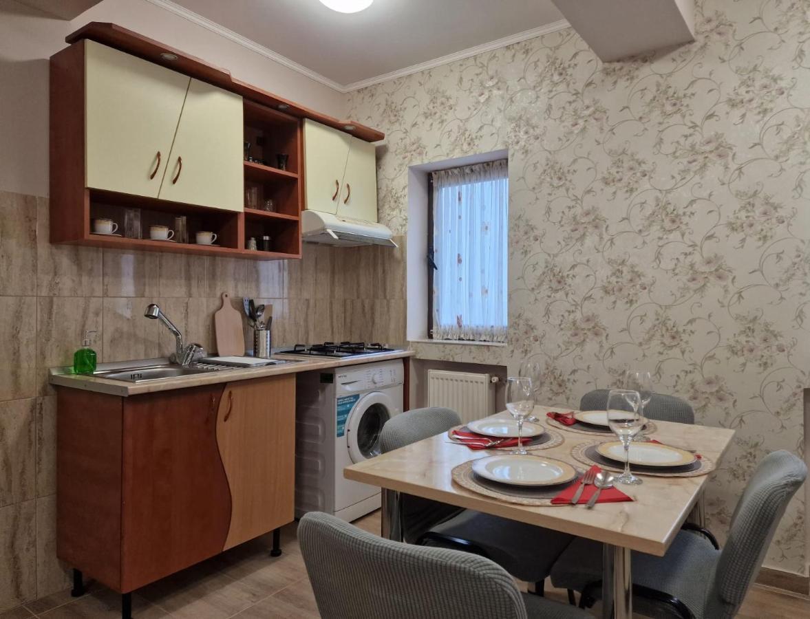 Laroka House Beautiful Apartment Universitate Center Бухарест Экстерьер фото